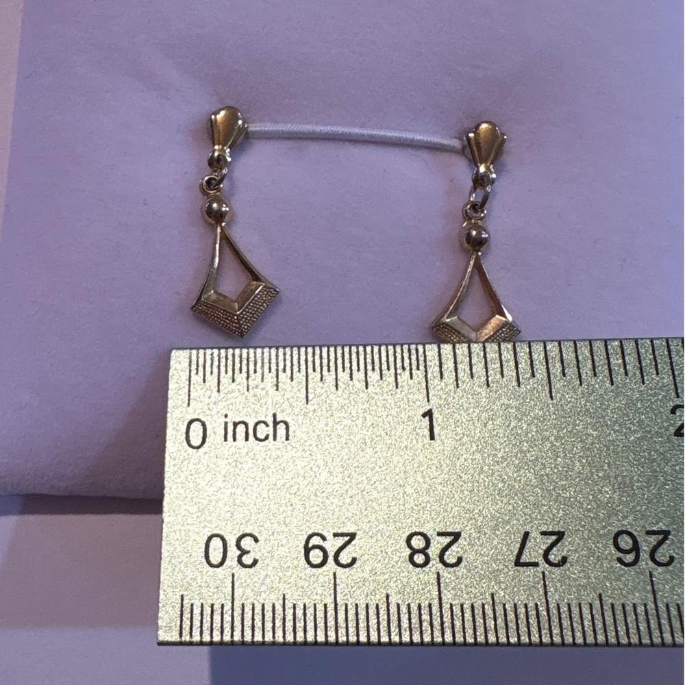 1960s Gold Tone Geometric Open Diamond Drop Dangle Earrings Textured Finish - Picture 5 of 12